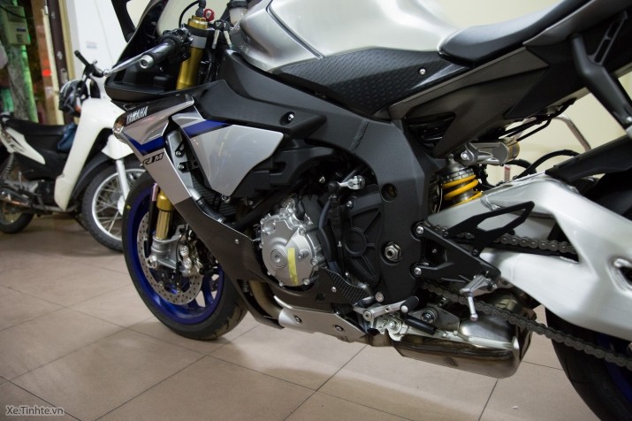 Chi tiet sieu moto Yamaha YZF-R1M 2016 ban dac biet tai VN-Hinh-3